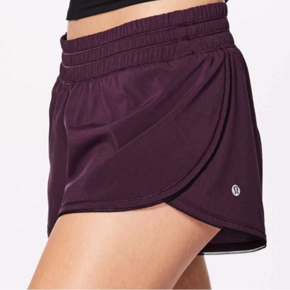 Pristine Lululemon Seek The Heat Short II Dark Adobe size: 8 - Picture 5 of 14